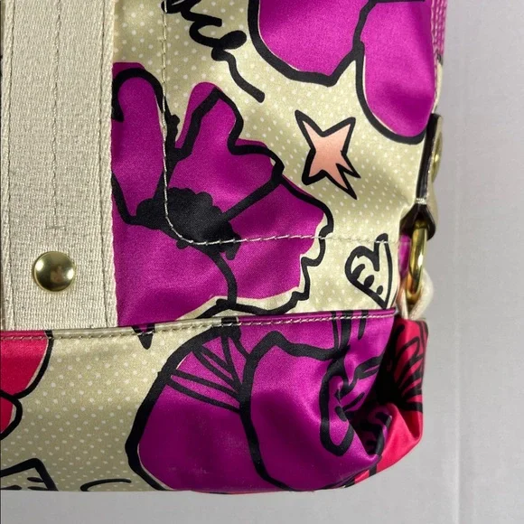 Vintage Coach Poppy Kyra Tote with Floral Pattern - Picture 12 of 17